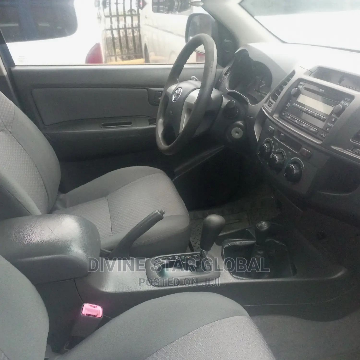 Toyota Hilux 2014 Blue