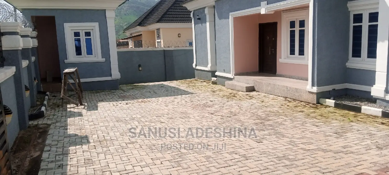 3bdrm Bungalow in A Private Estate By, Gwarinpa for sale