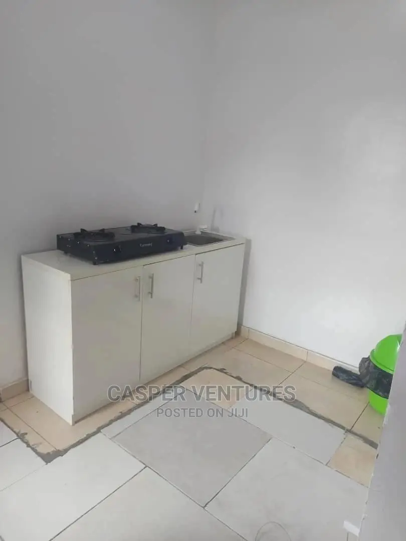 Super Comfy 1-Bedroom Apartment for Shortlet in Chevron