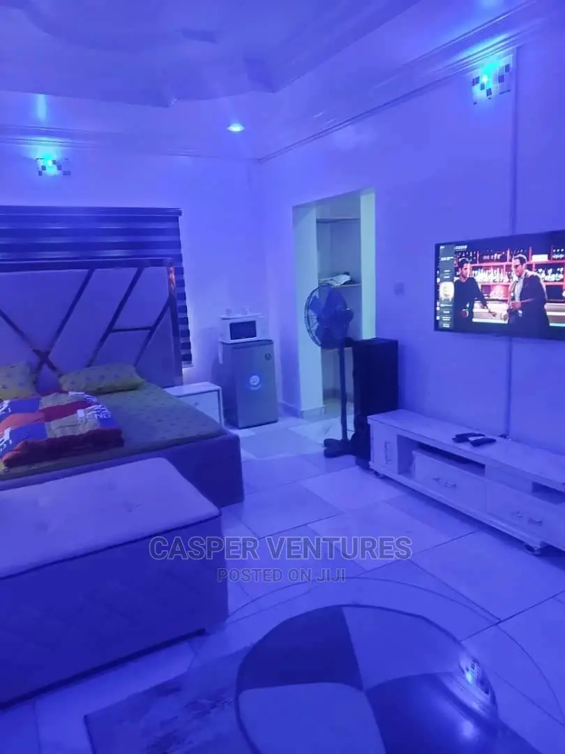 Super Comfy 1-Bedroom Apartment for Shortlet in Chevron