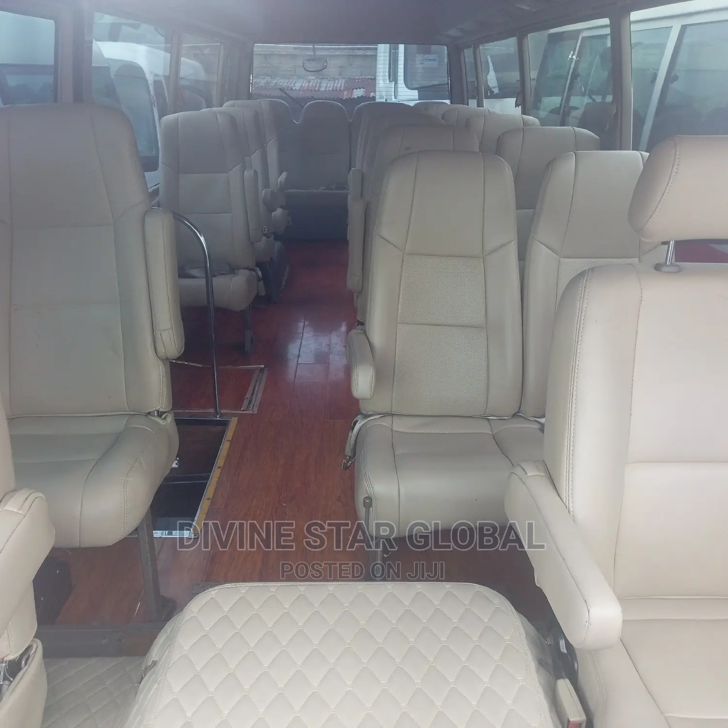 Toyota Coaster 2006 Gold