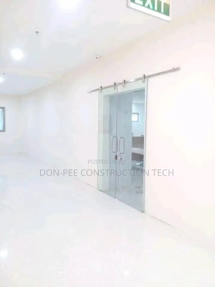 10mm Glass Door