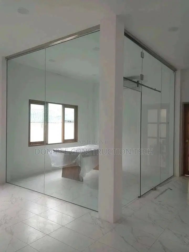 10mm Glass Door
