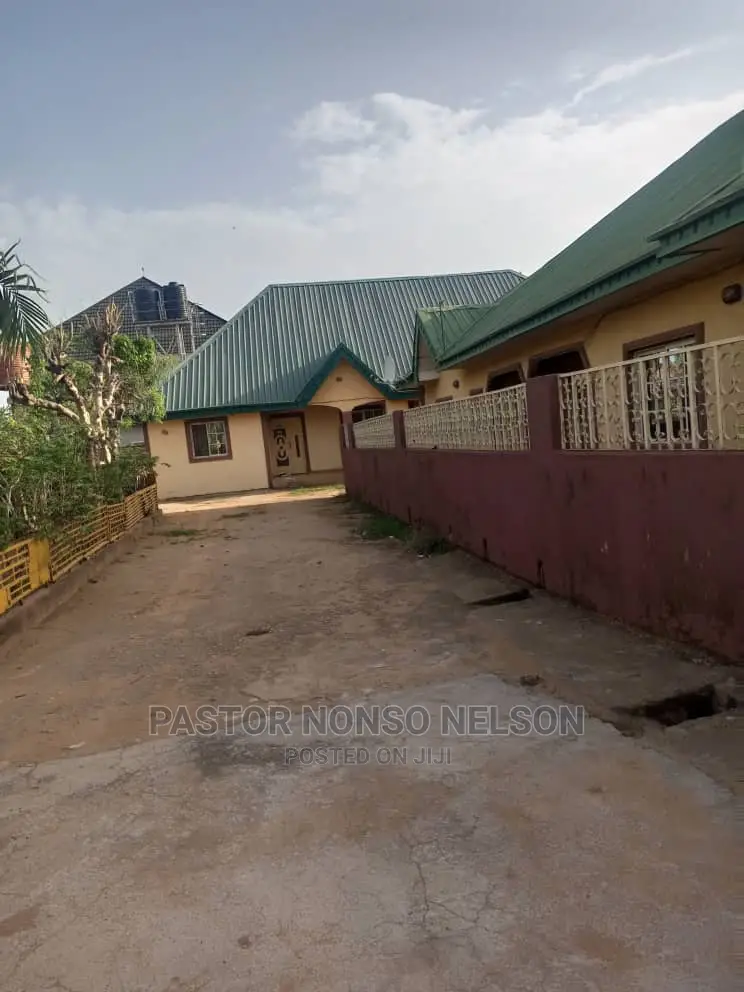2bdrm Block of Flats in Sabo G.R.A., Kano Municipal for sale