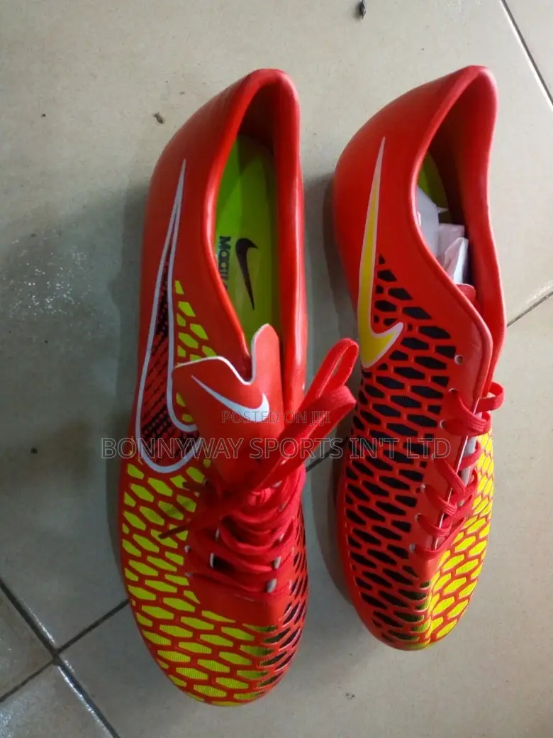 Nike Leather Boot