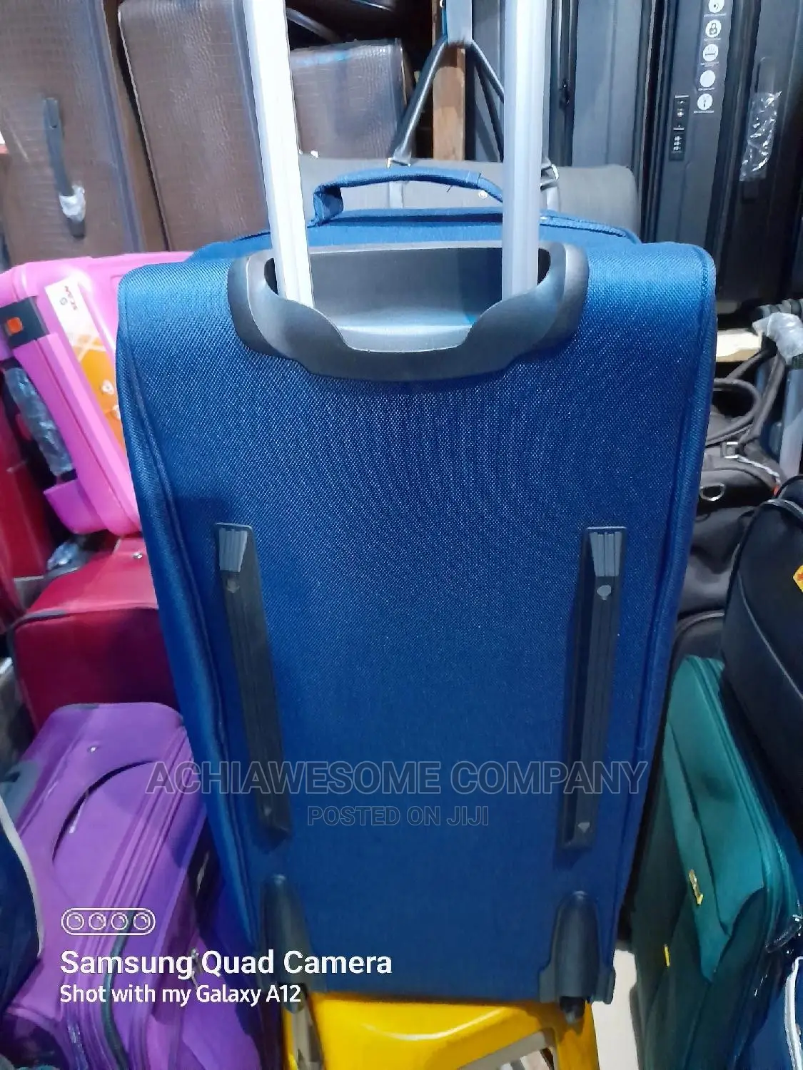 Extra Large Summit Travelling Bag With Trolley.