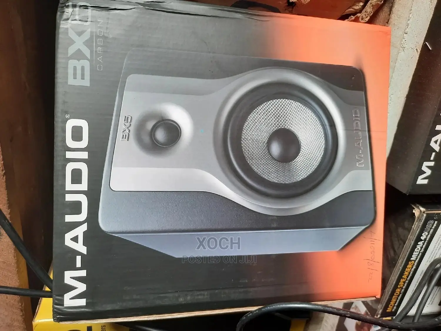 M-Audio Bx5 Carbon Studio Monitor