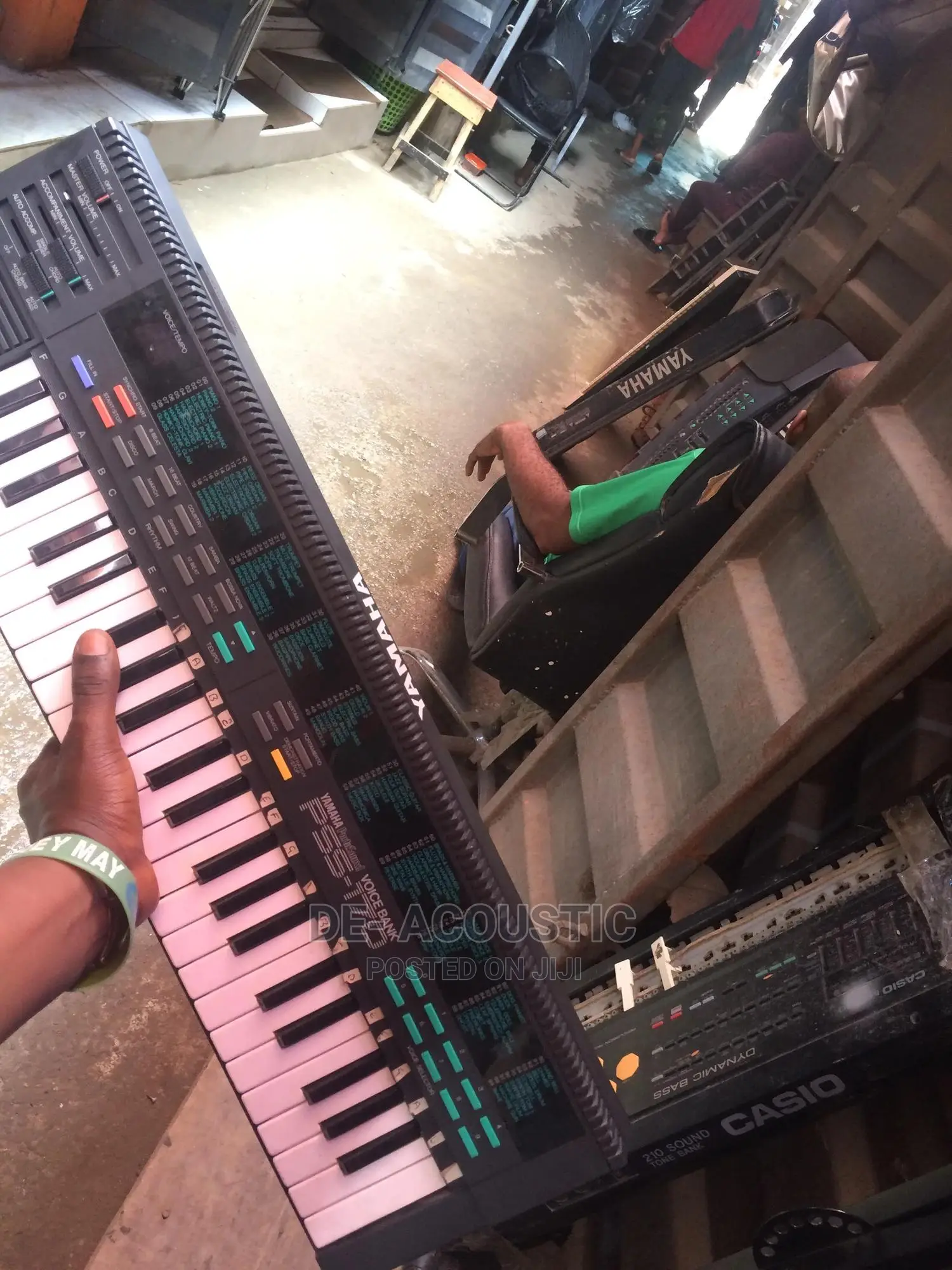 Yamaha PSS-170 Portasound Voice Bank Electronic Keyboard