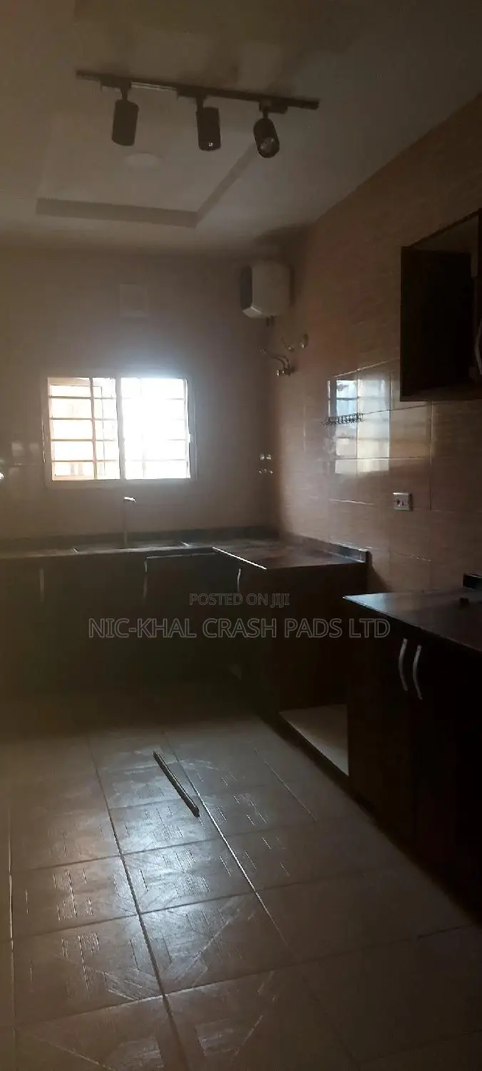 3bdrm Apartment in Jahi By Gilmor for rent