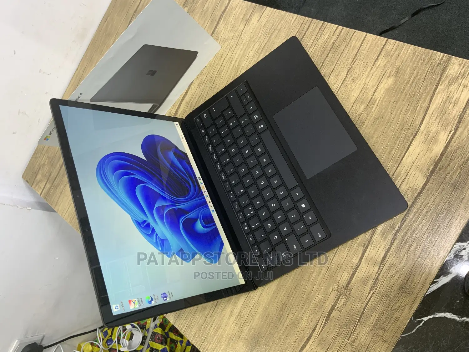 Laptop Microsoft Surface Laptop 16GB Intel Core I5 SSD 256GB
