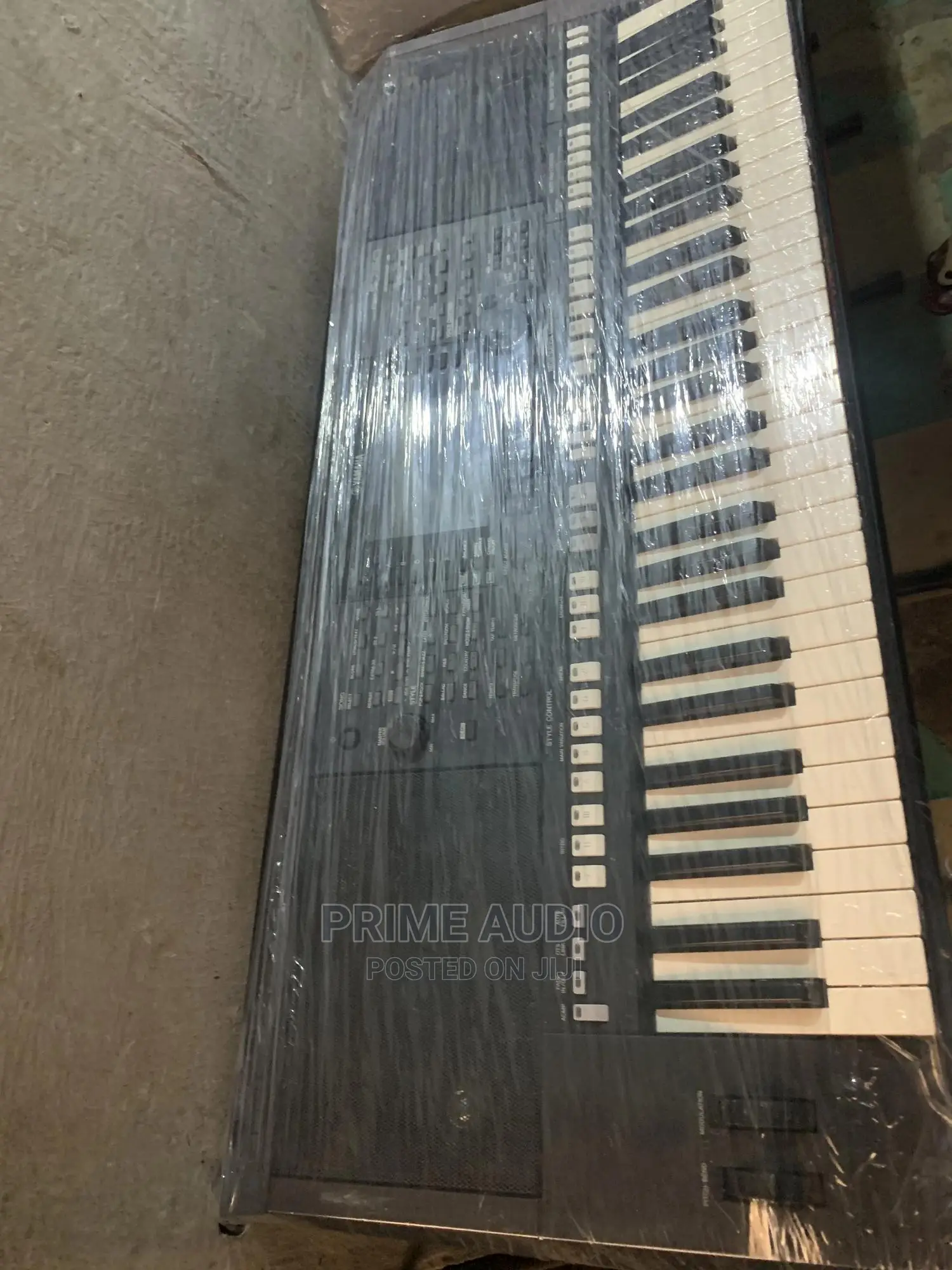 Direct Uk Used PSR S750 Yamaha Keyboard