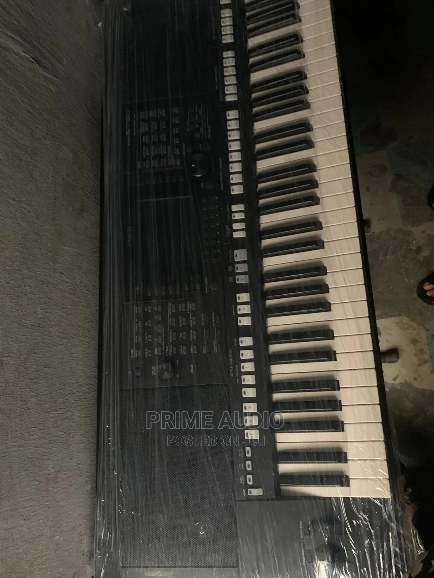 Direct Uk Used PSR S750 Yamaha Keyboard