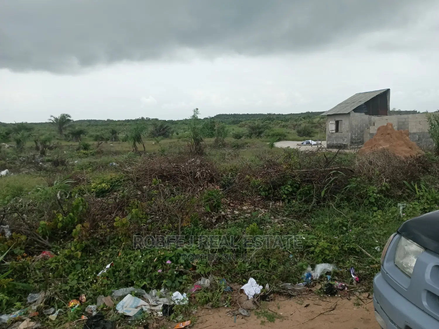 4 Plots of Land