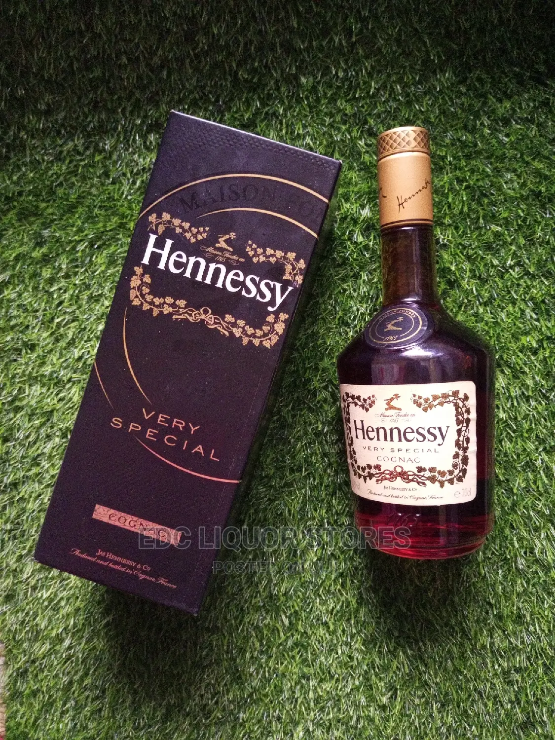 Hennessy vs X12 Bottles