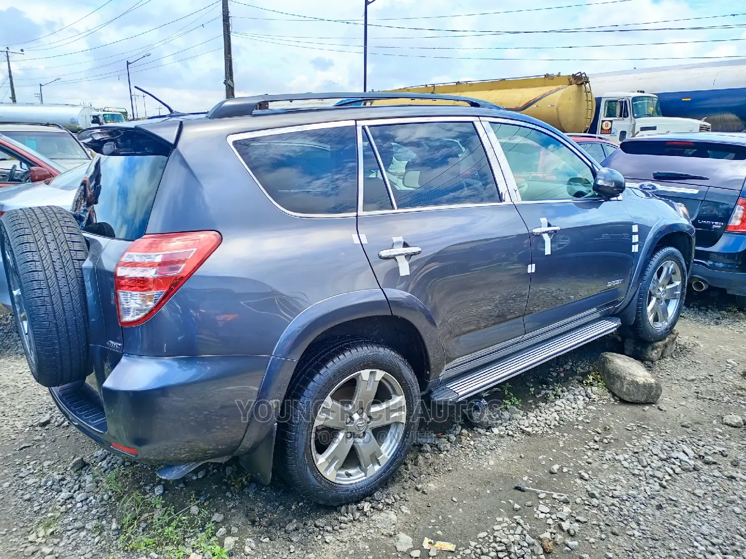 Toyota RAV4 2010 Gray