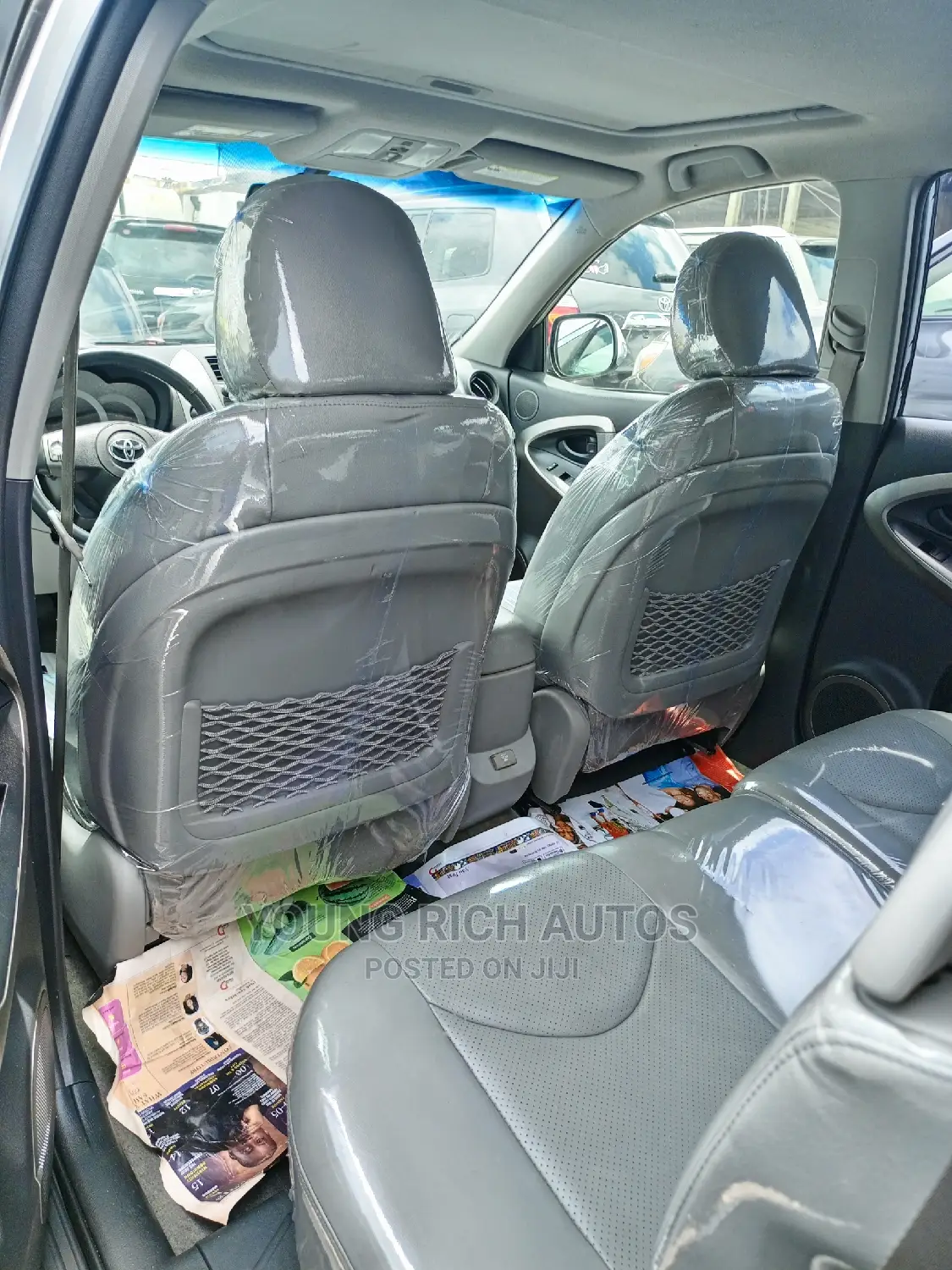 Toyota RAV4 2010 Silver