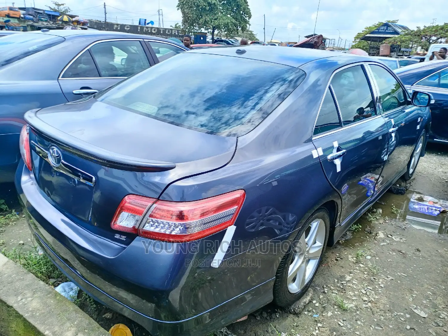 Toyota Camry 2010 Gray