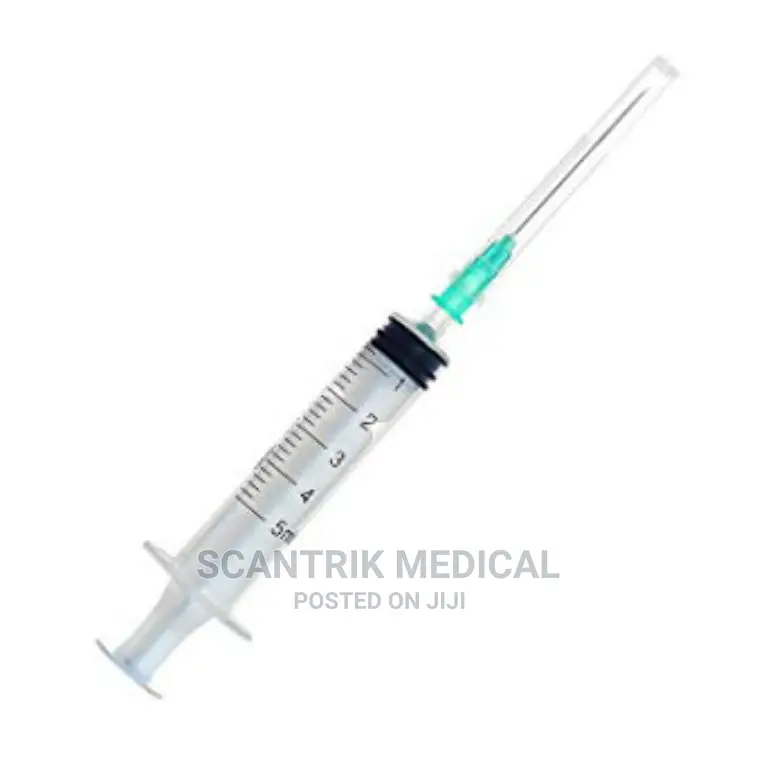 Disposable Syringes With Needle 5 Ml, for Laboratory Use