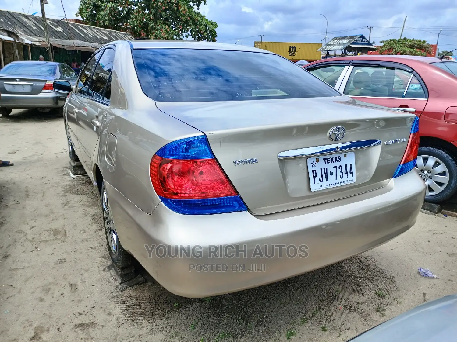 Toyota Camry 2006 Gold