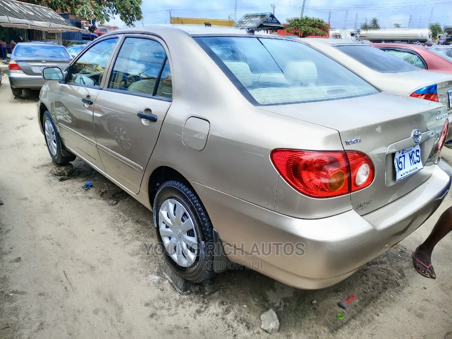 Toyota Corolla 2004 Gold