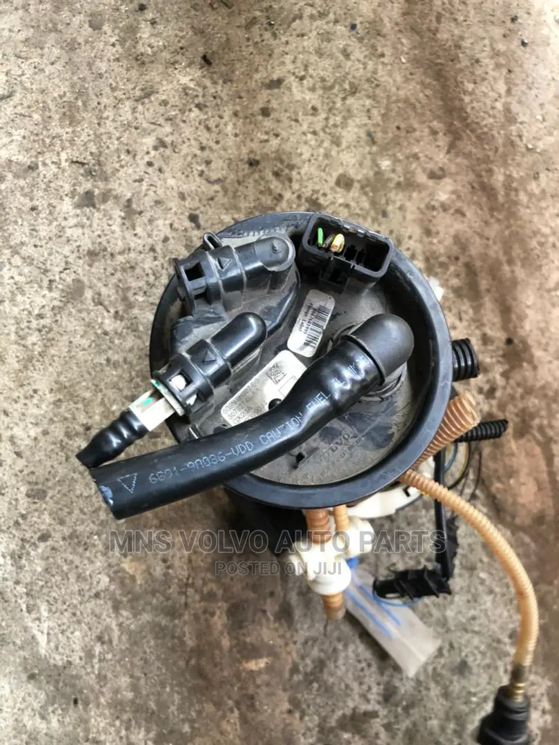 Volvo Xc60 S80 Xc70 V70 Fuel Pump