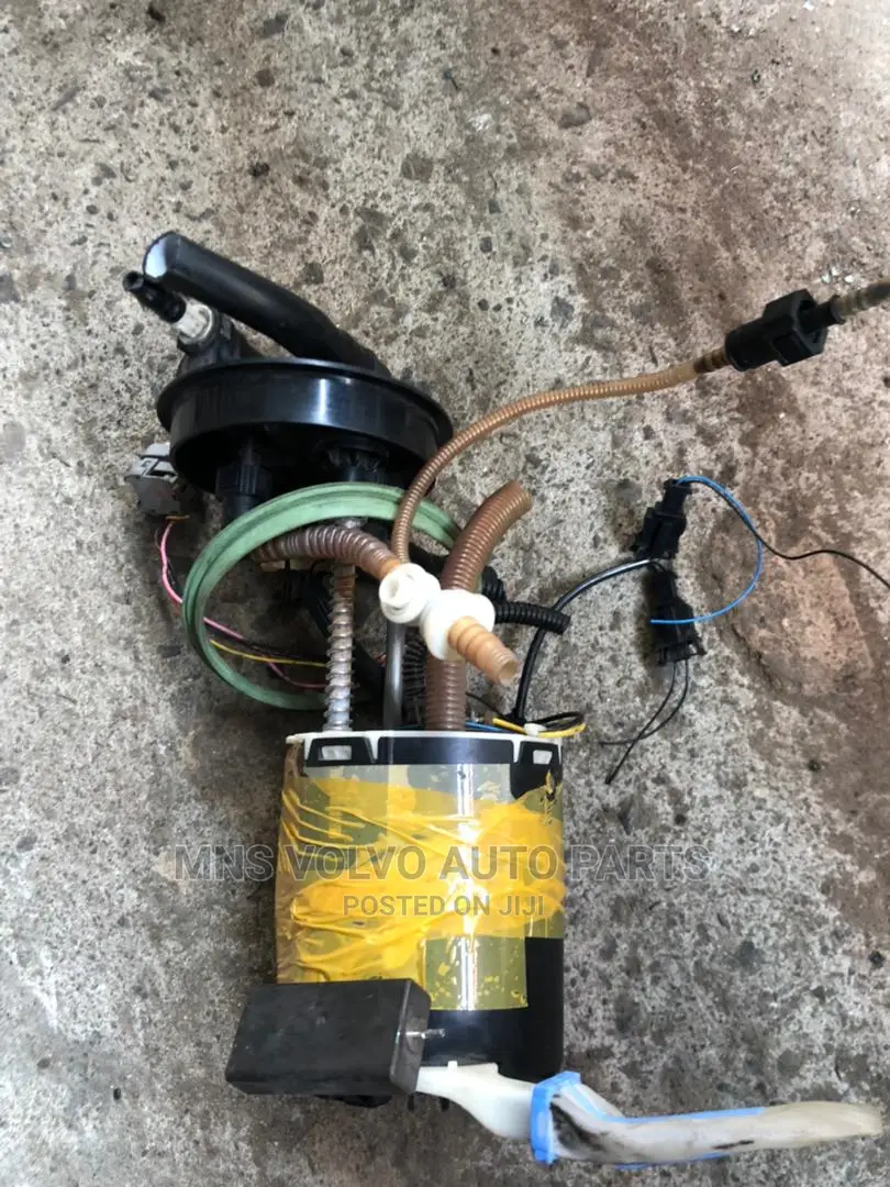 Volvo Xc60 S80 Xc70 V70 Fuel Pump