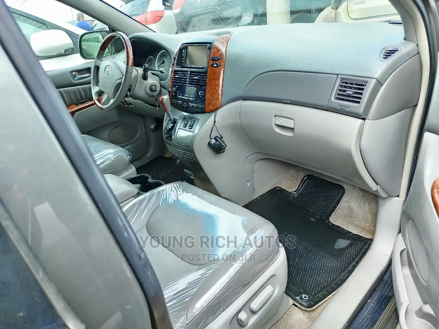 Toyota Sienna 2006 Gray