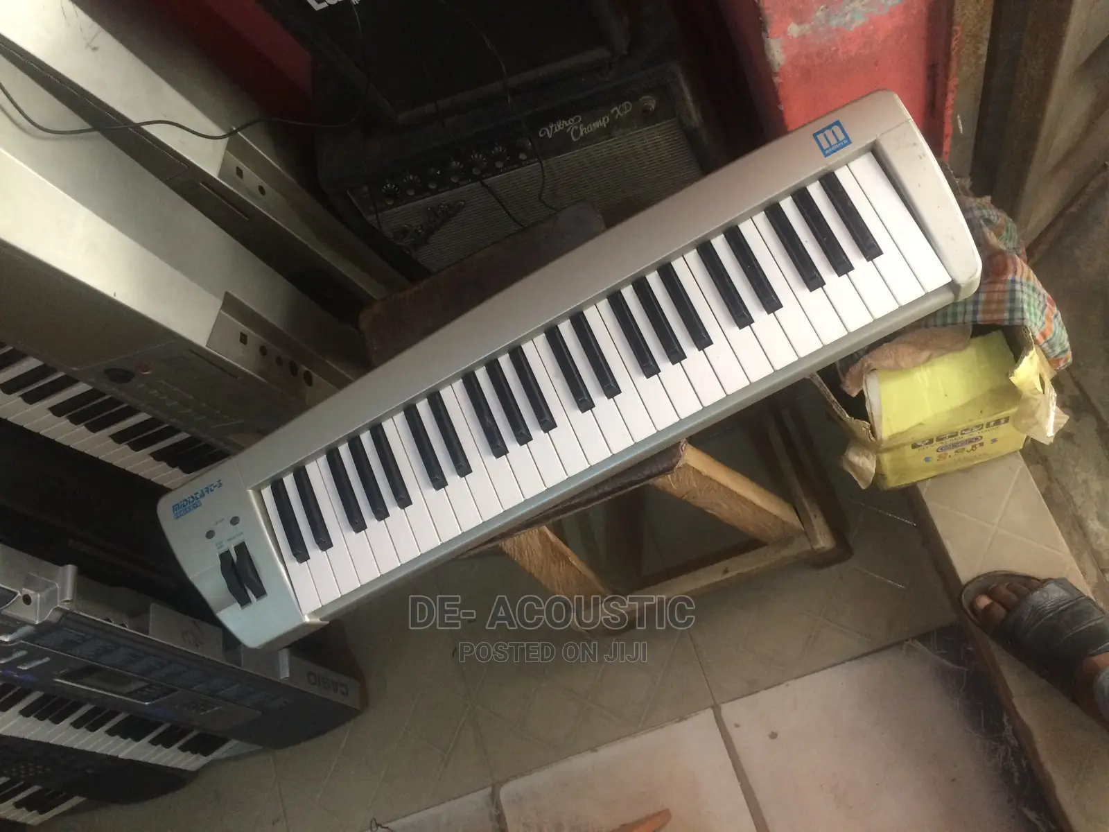 Miditech I2-Mini 32 MIDI Keyboard Controller