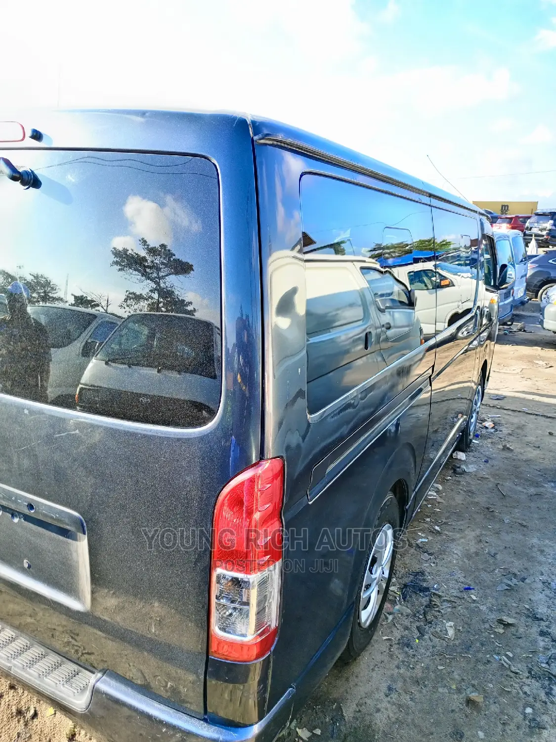 Toyota HiAce 2020 Black