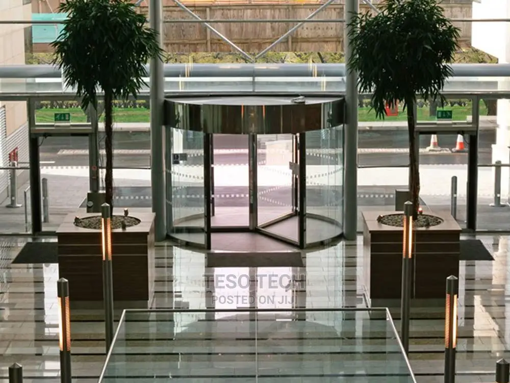 High Capacity Automatic Revolving Door