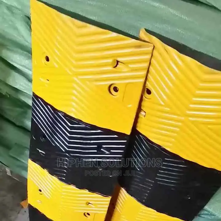Industrial Grade 50mm Rubber Speed Bump