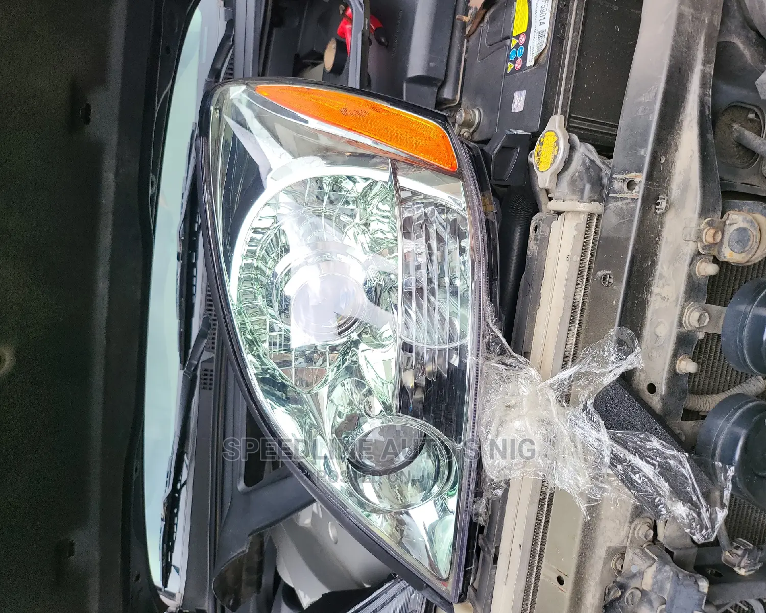 Complete Set of Head Lamp Gx470 Depo