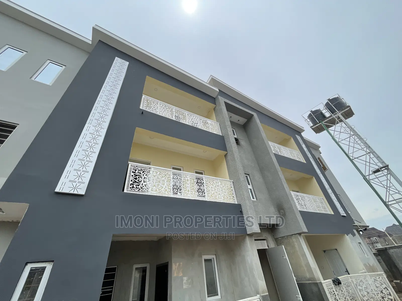 3bdrm Block of Flats in News Engr, Dakwo District for rent