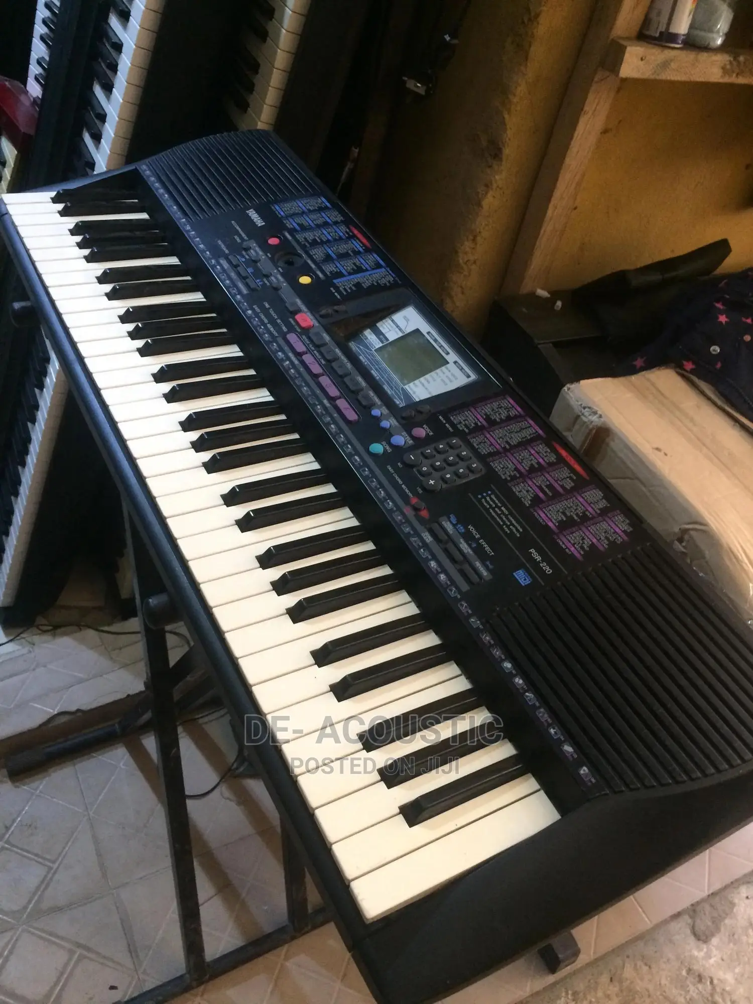 Yamaha Psr-220 Portatone Keyboard 61 Full Size Touch
