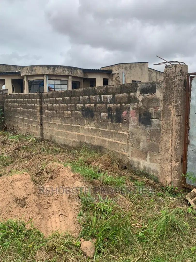Plots of Land for Sale at Oluyole
