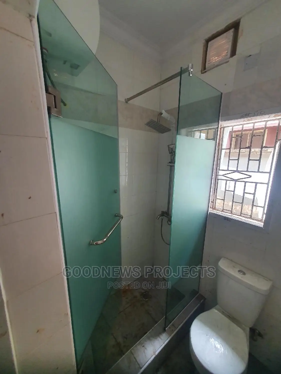 Frameless Tempered Glass Shower