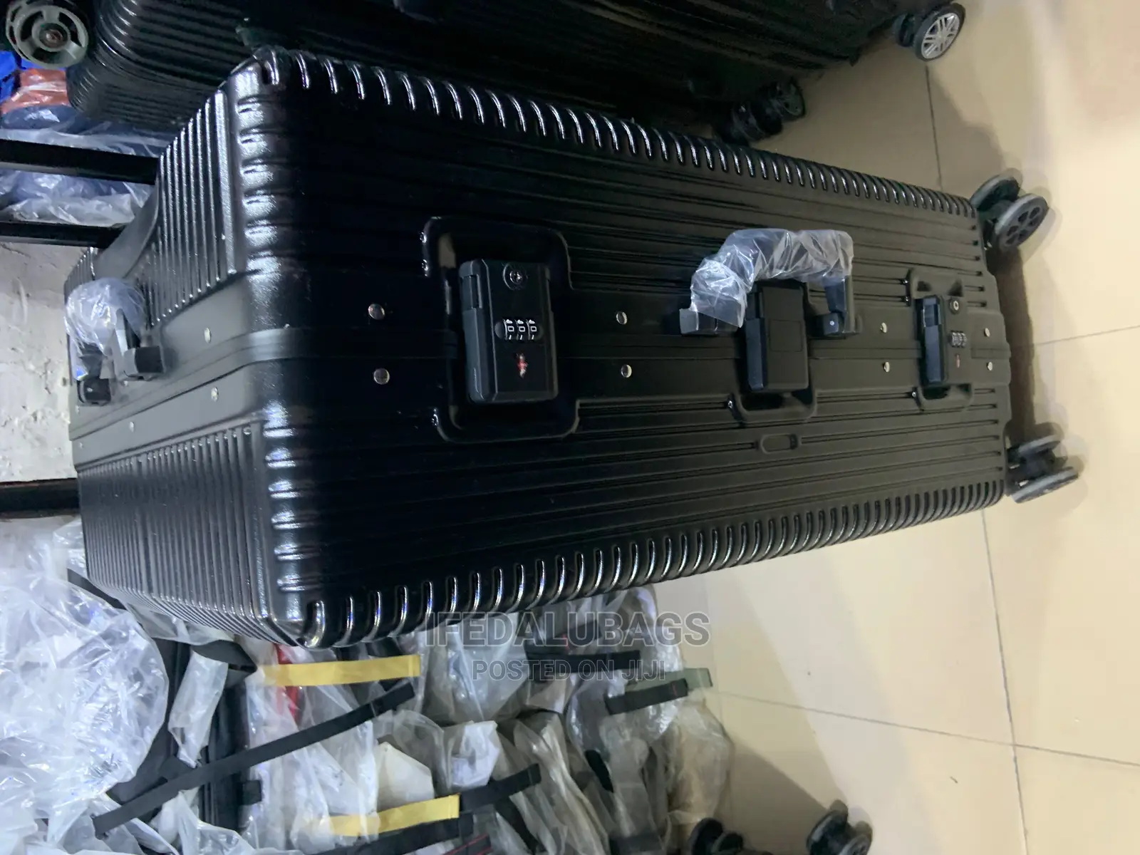 Big Size Imported Quality Traveling Luggage