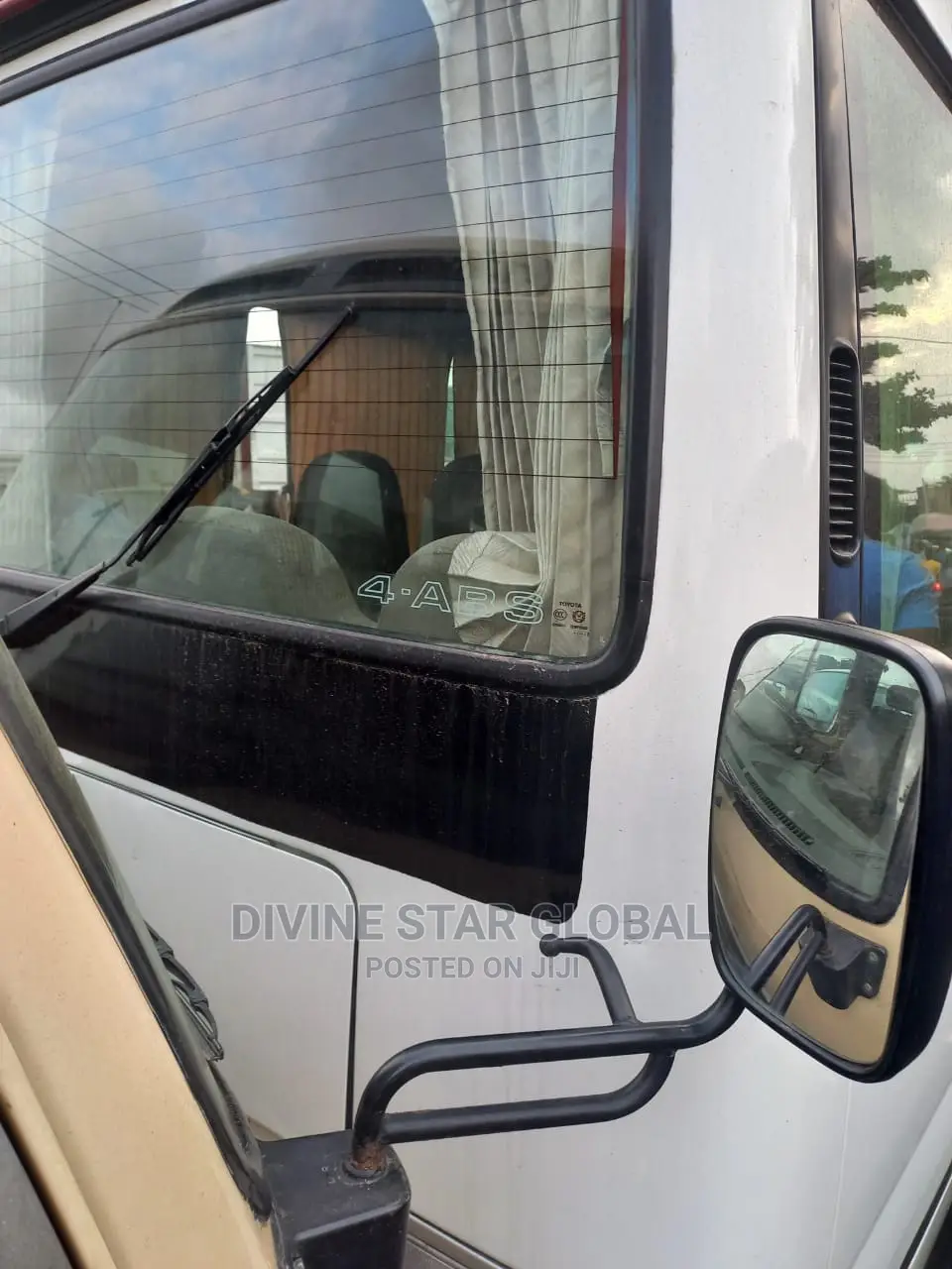 Toyota Coaster 2005 White