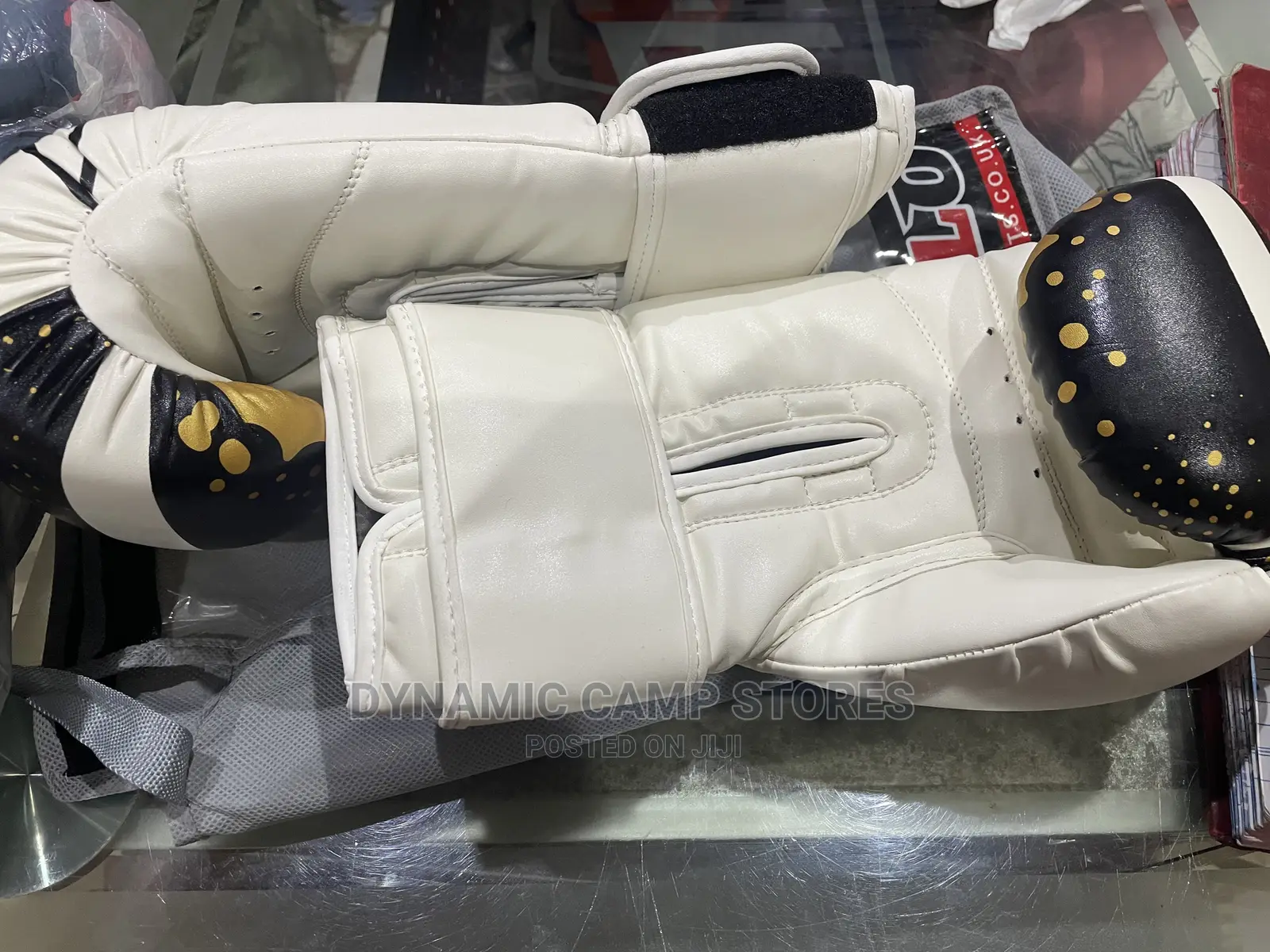 Velo Professional Boxing Glove