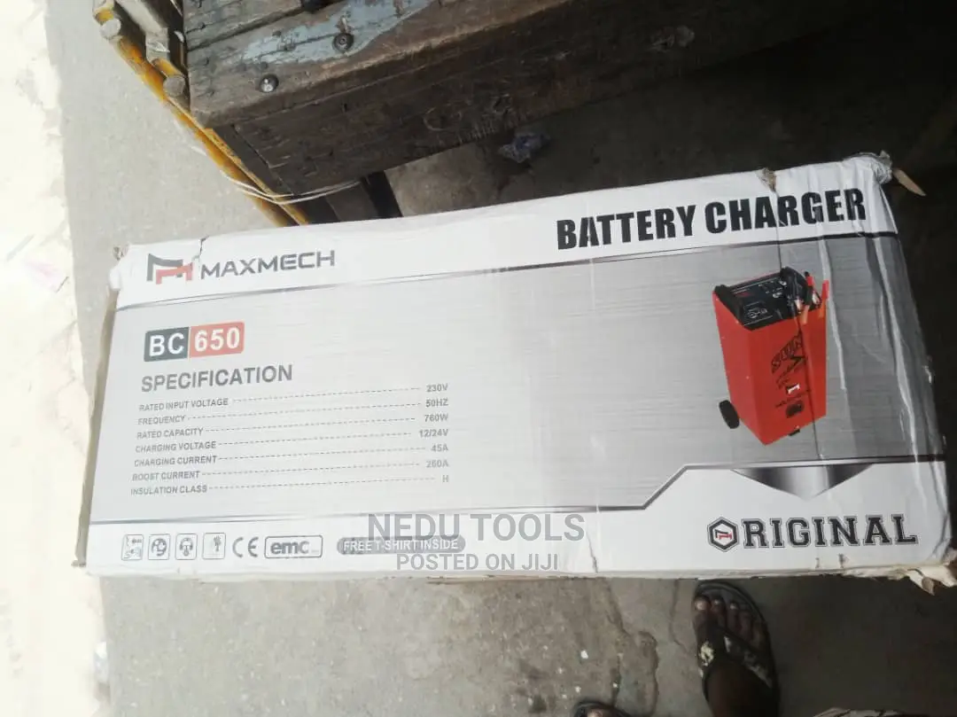 260amps Heavy Duty Battery Charger 12 to 24v