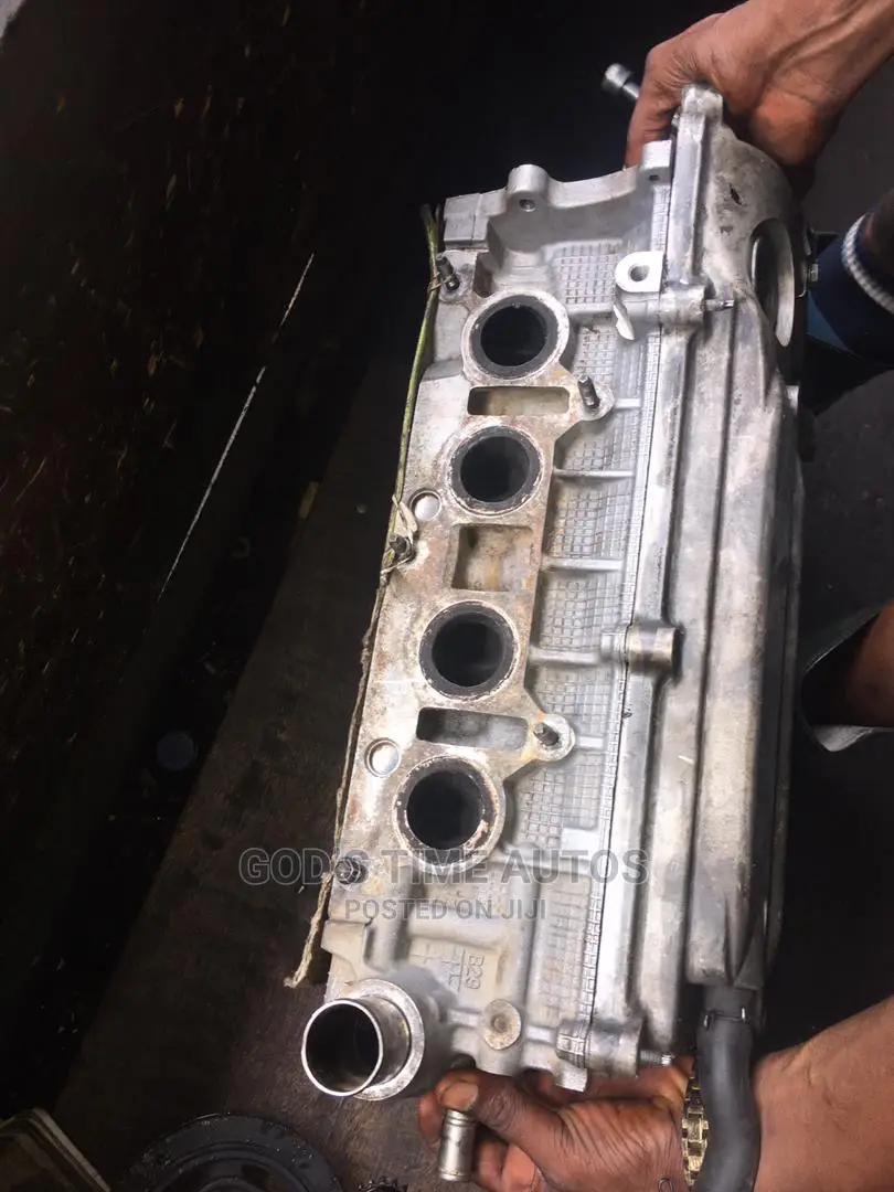 Toyota Camry Engine Top Cylinder 2.4/2.7l