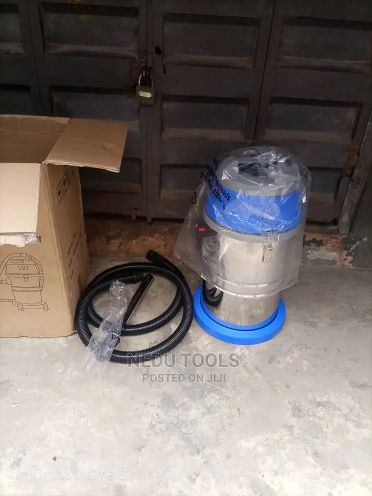 Wet and Dry Vacuum Cleaner