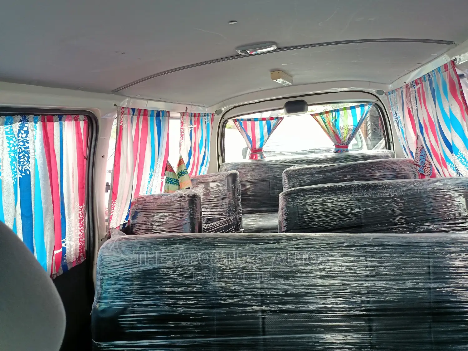 Toyota HiAce 2003 White