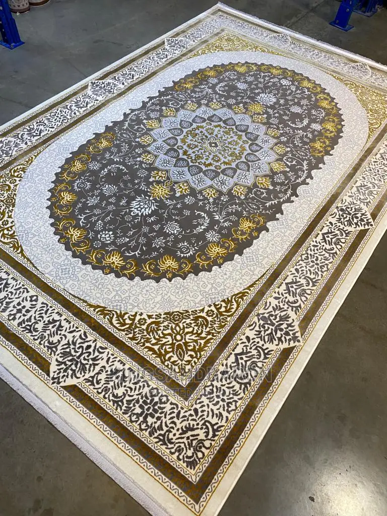 5x7fts Cream/Brown/Gold Arabian Center Rug (8x11fts/7×10fts)