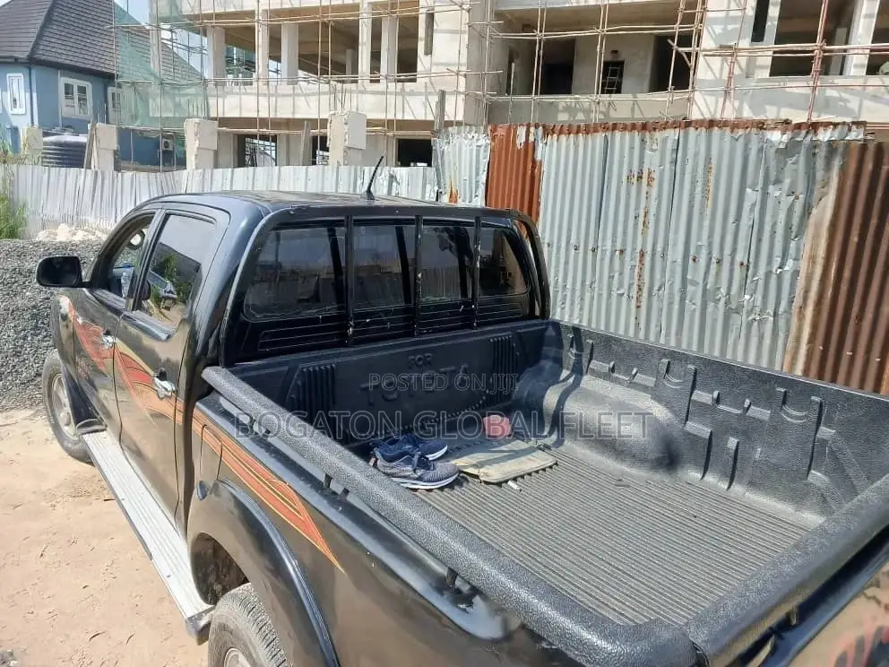 Hilux Rental Service