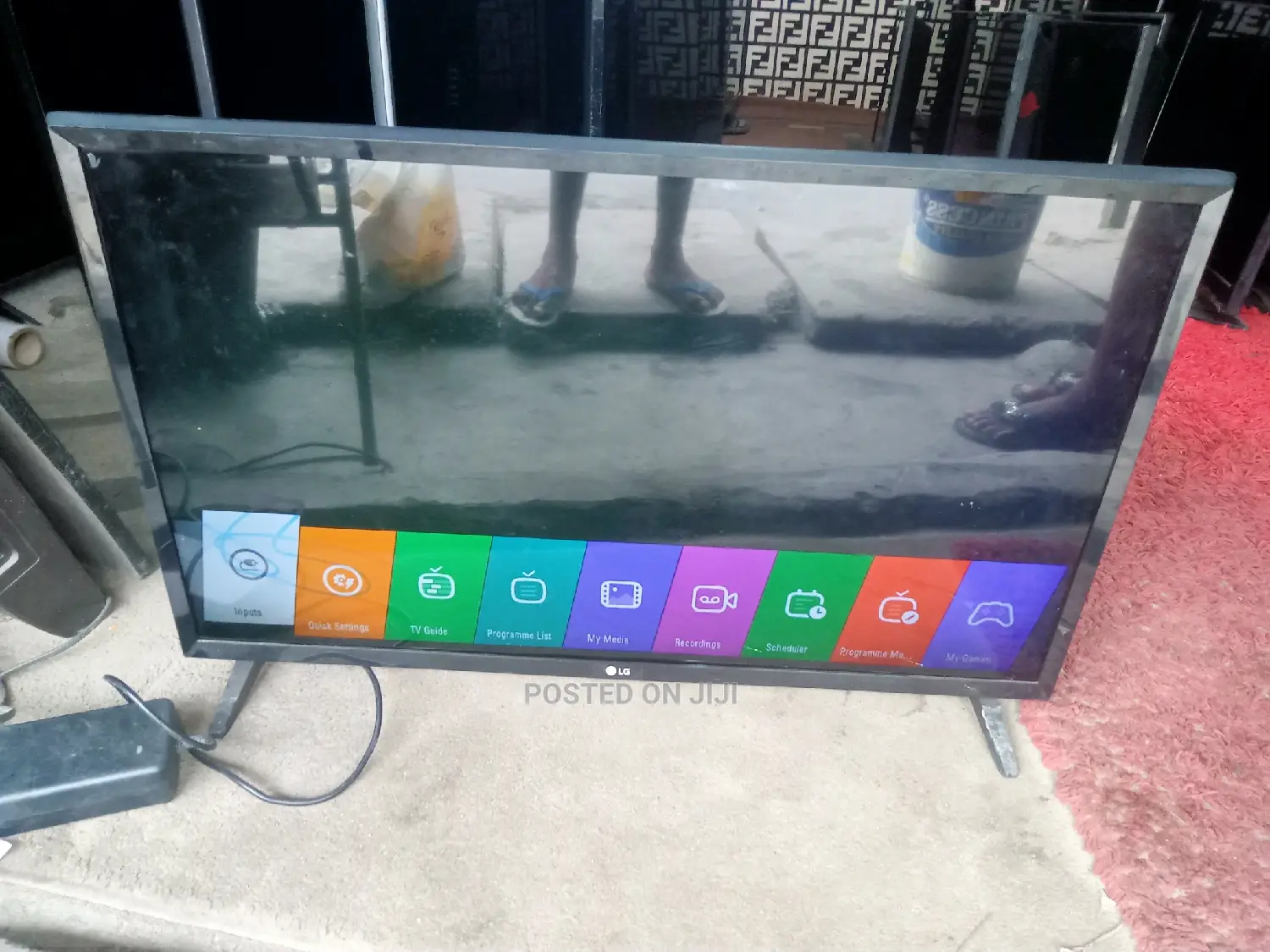 32 Inches LG LED TV