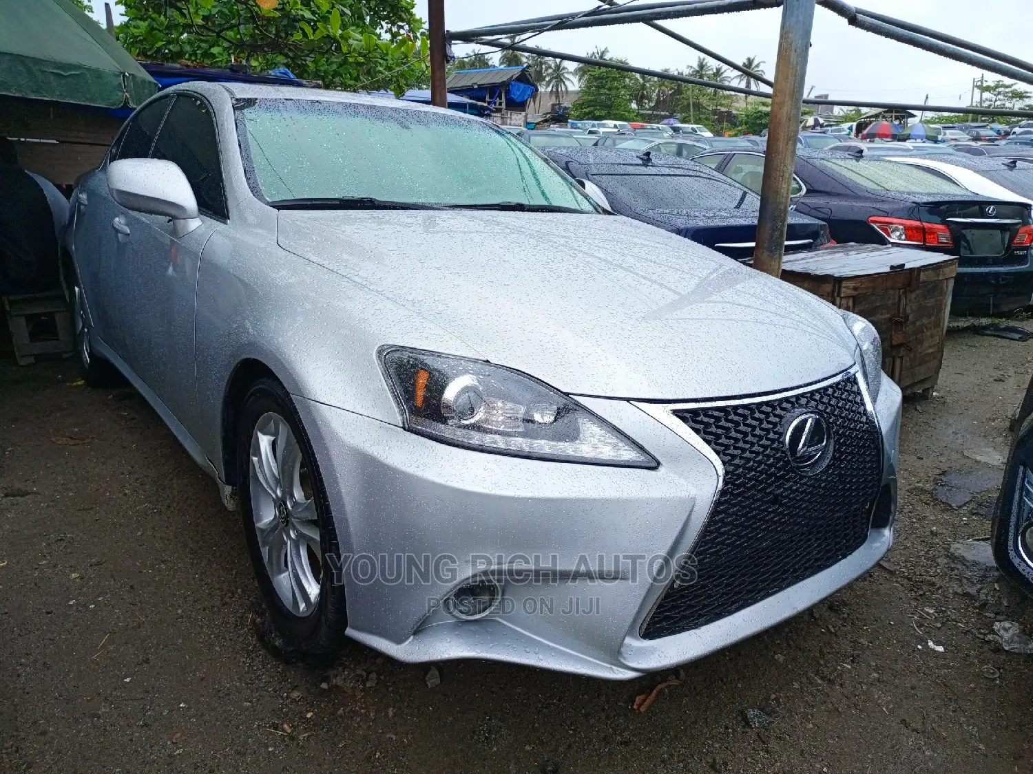 Lexus IS 2017 Silver