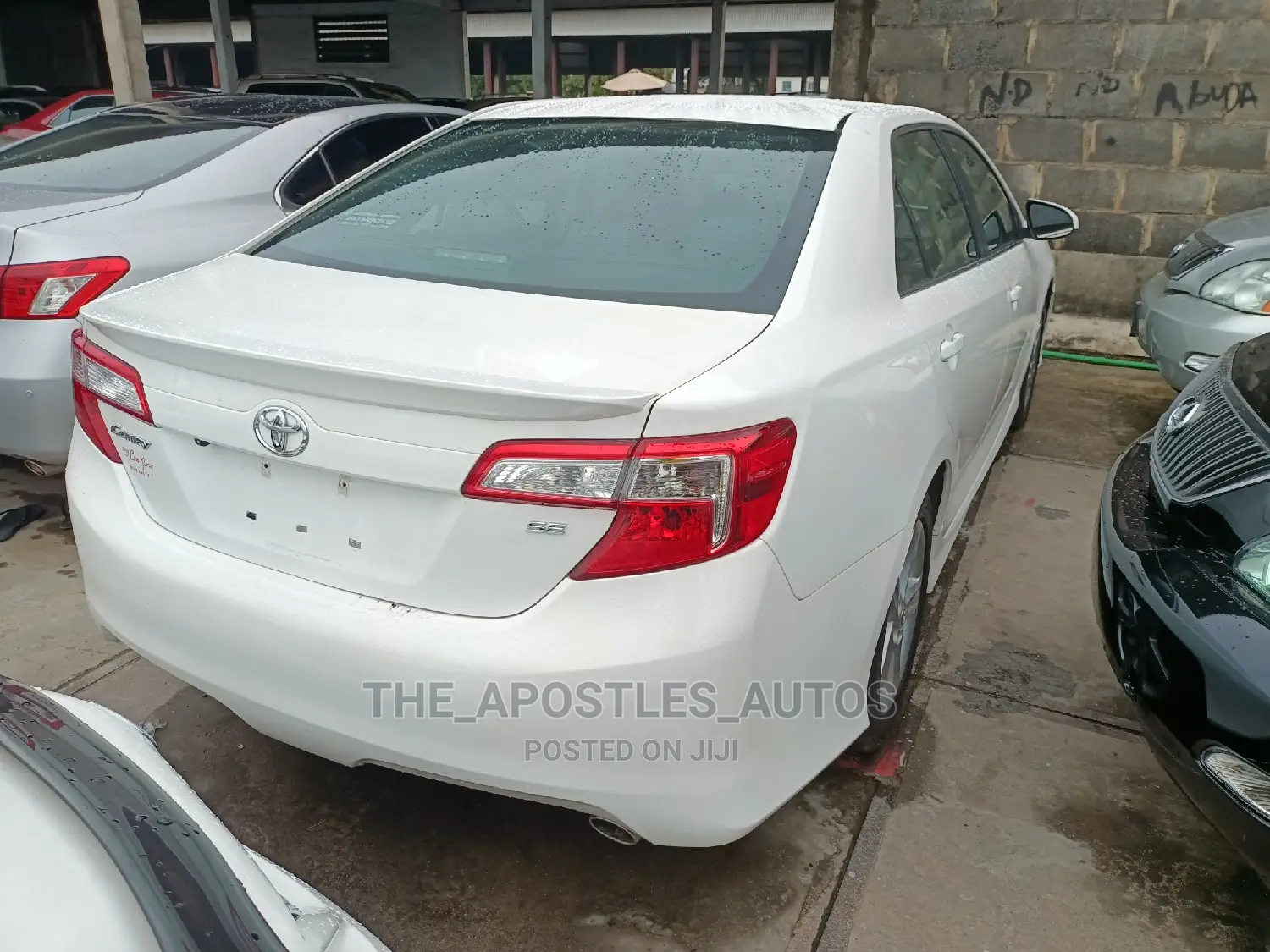 Toyota Camry XLE 4dr Sedan (2.5L 4cyl 6A) 2014 White