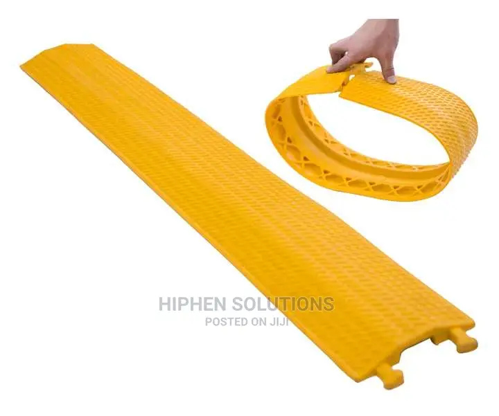 Small Drop Over Rubber Cable Protector Ramp