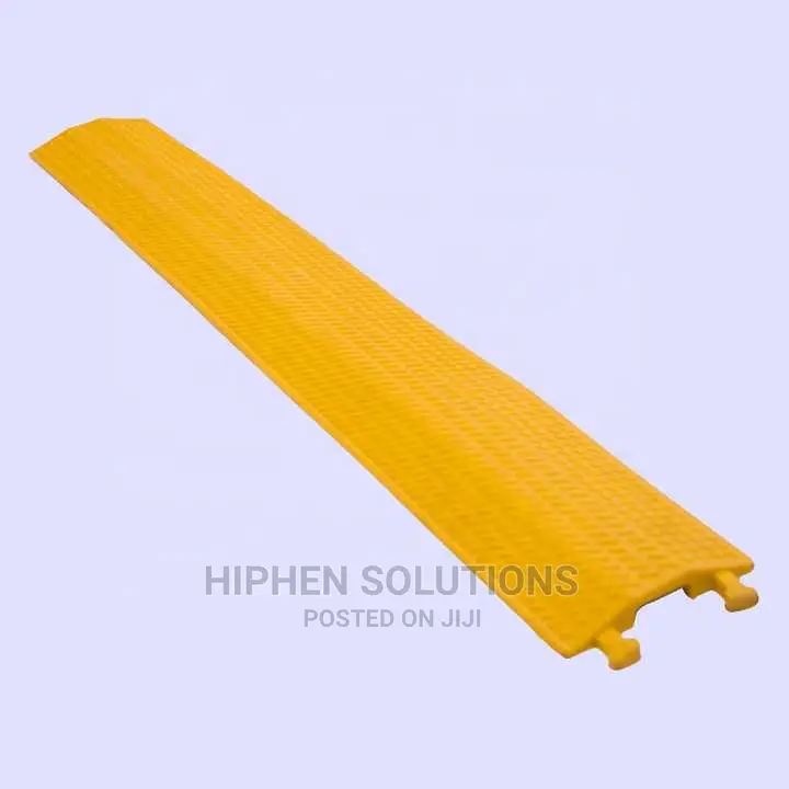 Lightweight Yellow Black PVC Drop Over Cable Ramp